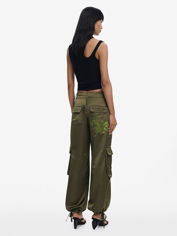 Desigual Tapered Cargo trousers in Green
