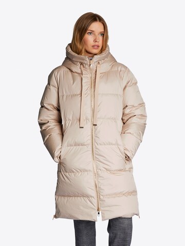 Rich & Royal Winter coat in Beige: front