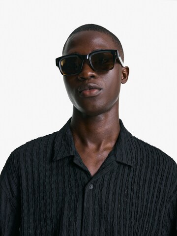 Lunettes de soleil Bershka en marron