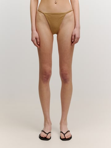 Pantaloncini per bikini 'Elia' di EDITED in oro: frontale