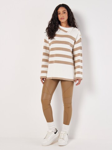 Apricot Button Detail Stripe Jumper ' ' in Grau