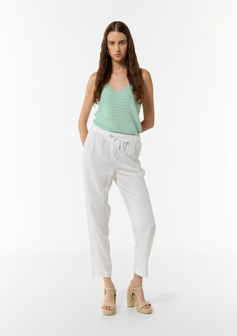 comma casual identity Tapered Παντελόνι σε λευκό