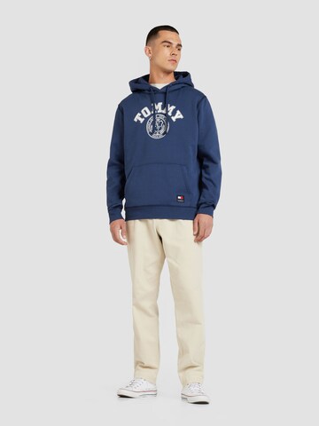 Tommy Jeans Mikina – modrá