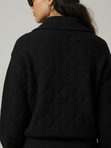 Pull-over 'Bobbi' WEARABLE STORIES en noir