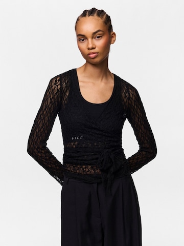 PIECES - Top 'ROYA' en negro: frente