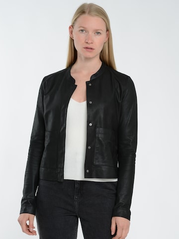 JAGGER & EVANS Between-Season Jacket in Black: front