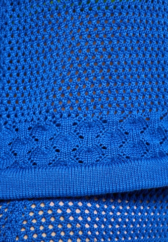 IZIA Knitted Top in Blue