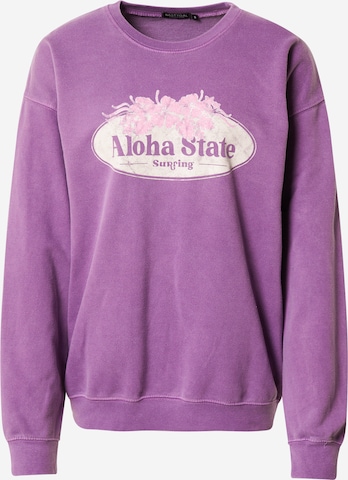 Nasty Gal Sweatshirt in Purple: front