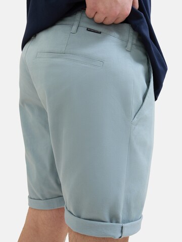 TOM TAILOR Men + Regular Chino trousers in Green