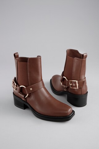 Aniston Ankle Boots in Brown