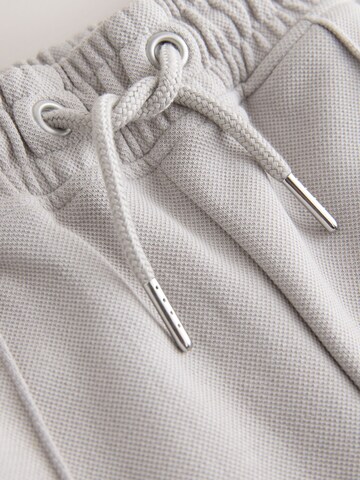 Next Štandardný strih Nohavice - Sivá