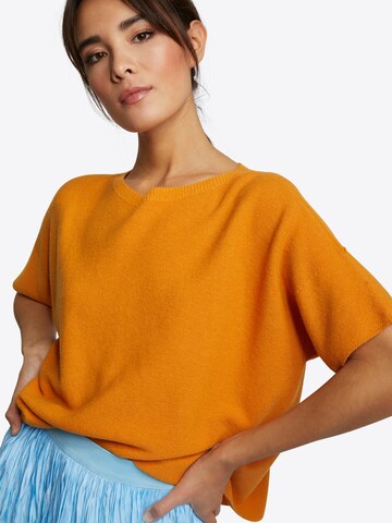 Rich & Royal Pullover in Orange