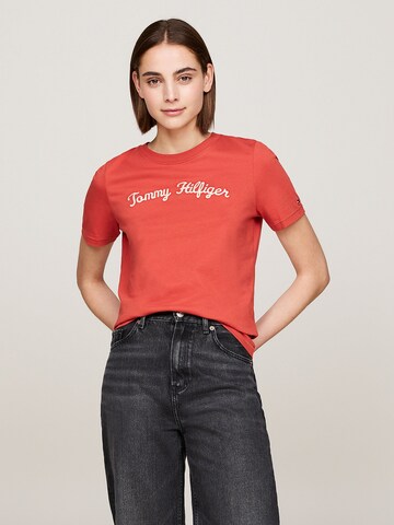 TOMMY HILFIGER T-Shirt in Rot: Vorderseite