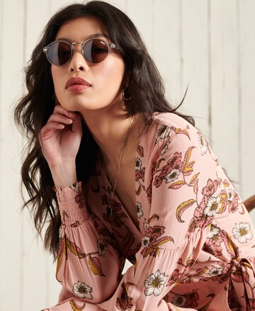 Superdry - Vestido 'Bohemian' en rosa