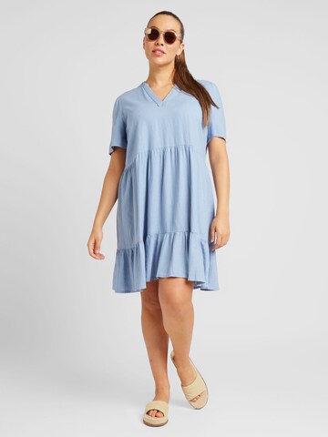 Robe 'TIRI' ONLY Carmakoma en bleu