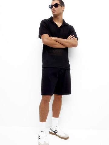 Pull&Bear Loosefit Shorts in Schwarz