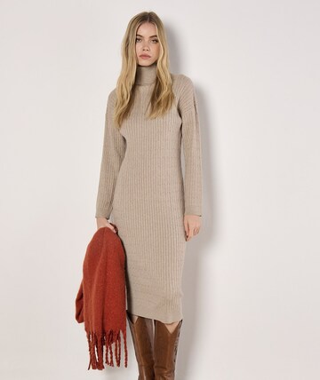 Apricot Jurk ' ' in Beige: voorkant