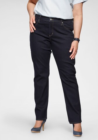 Levi's® Plus Regular Jeans in Blau: predná strana