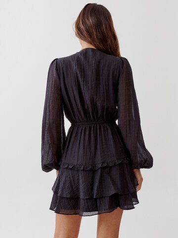 Tussah Φόρεμα 'DAVINA' σε μαύρο: πίσω