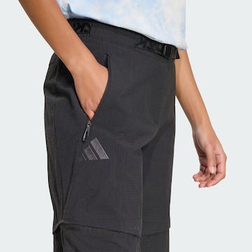 ADIDAS TERREX - regular Pantalón de montaña 'Xperior Utilitas Clima365' en negro