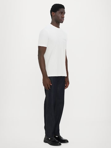 ARMANI EXCHANGE Тениска в бяло