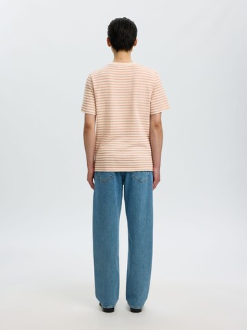 SELECTED T-Shirt in Beige