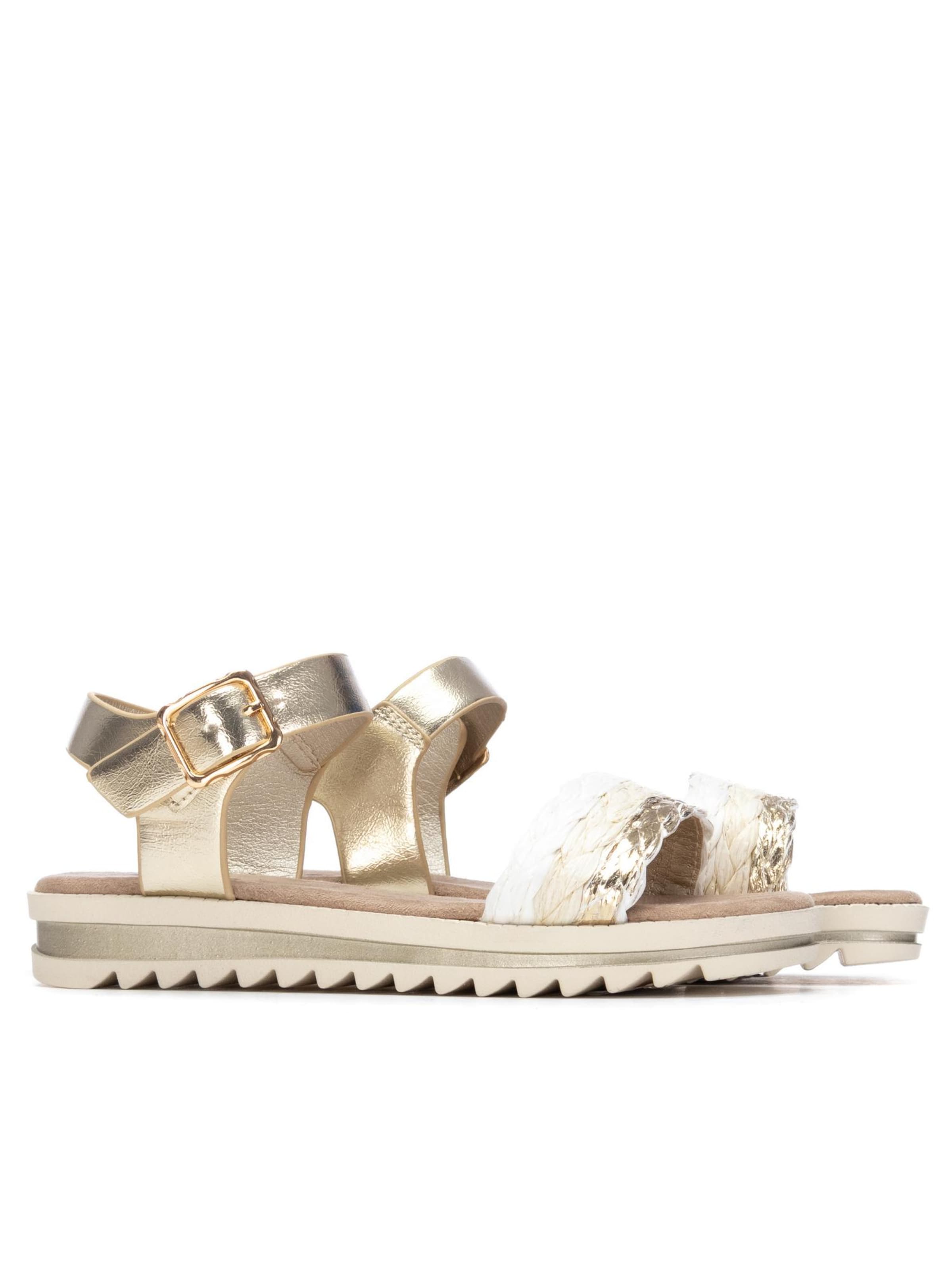 Xti Sandals in Gold