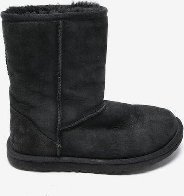 UGG Dress Boots in 36 in Black: front