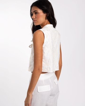 Camicia da donna di THE-ARE in bianco