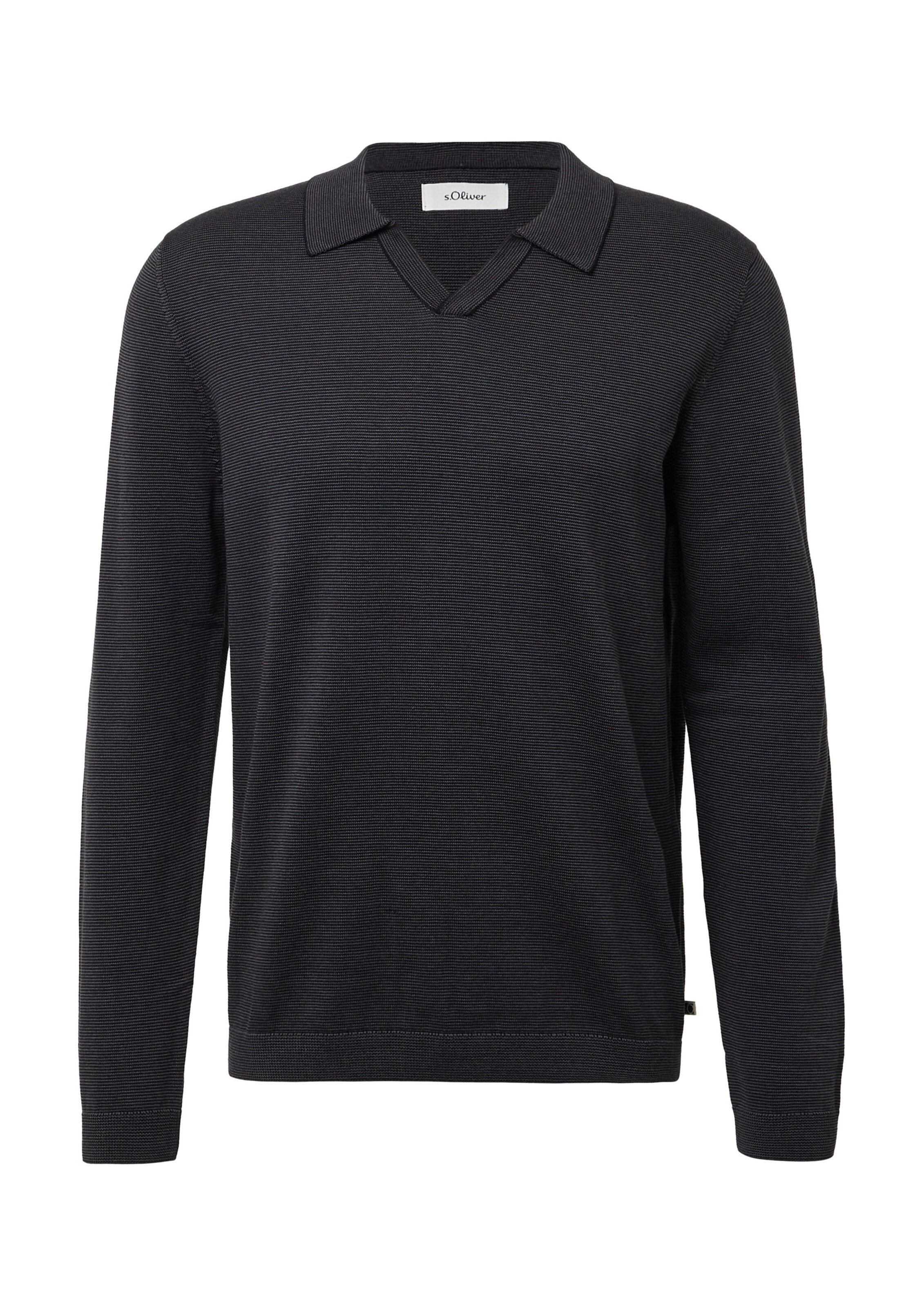 s.Oliver Sweater in Black: front