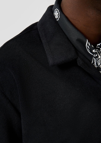 QS Regular fit Button Up Shirt in Black