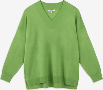 Twist Sweater in Green: front