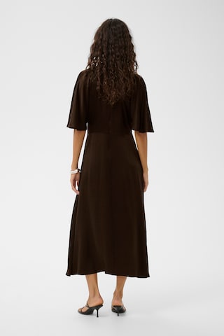 SOAKED IN LUXURY Kjole 'SLRiyan Miria ' i beige