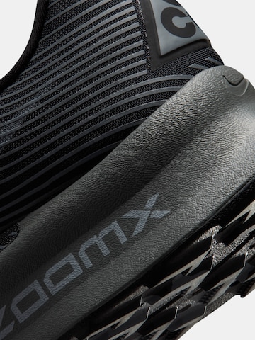 NIKE Running Shoes in Black