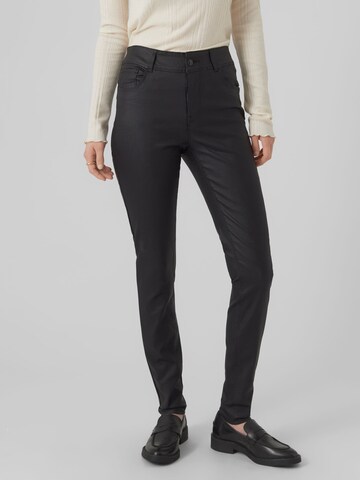 VERO MODA Skinny Trousers in Black: front