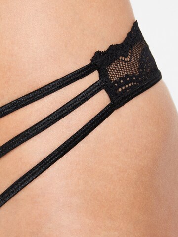 String LASCANA en noir