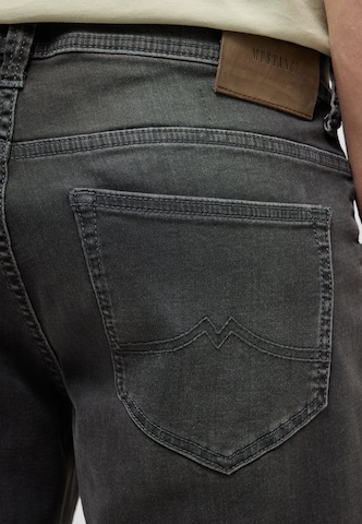 MUSTANG Slim fit Jeans in Black