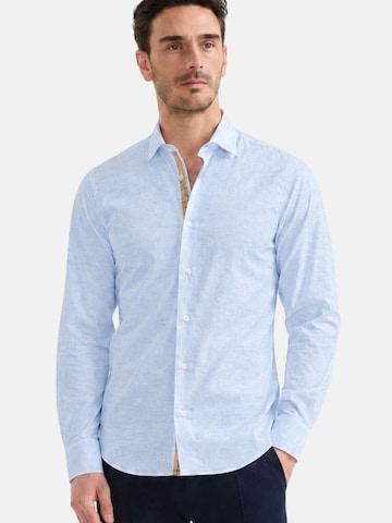 Alviero Martini Shirt in Blauw: voorkant