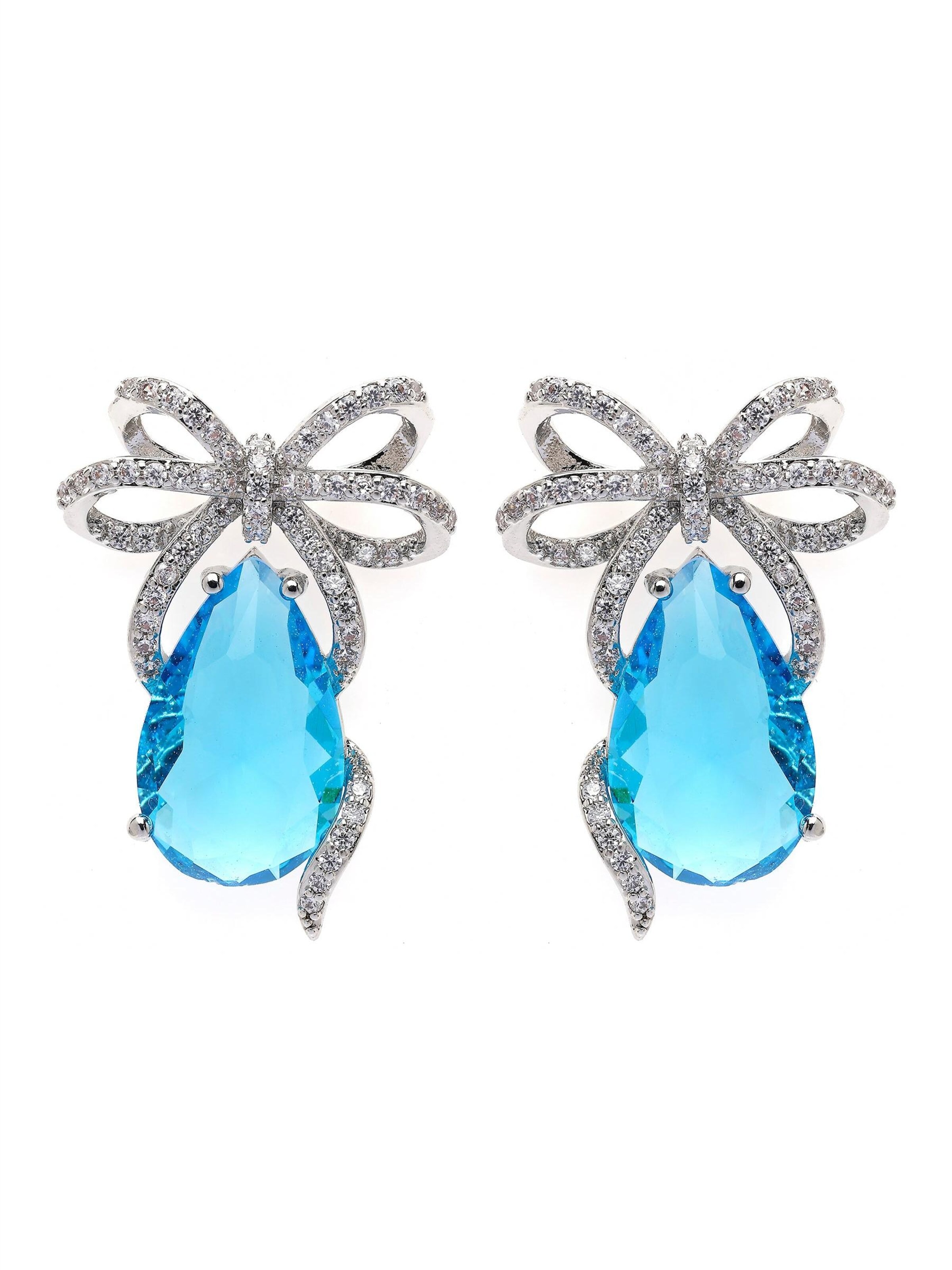 AVANT-GARDE PARIS Earrings 'Wandaa' in Blue: front