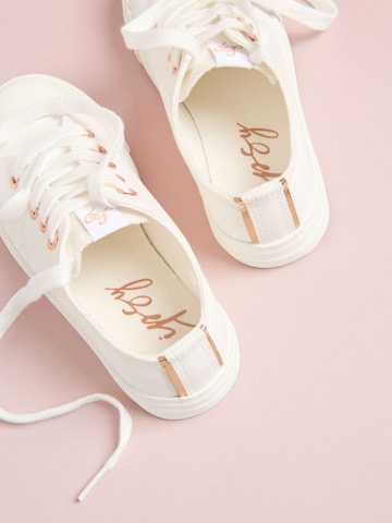 Lipsy Σνίκερ σε λευκό