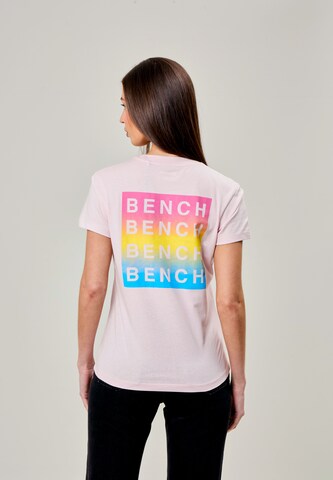 BENCH T-Shirt in Pink: Vorderseite