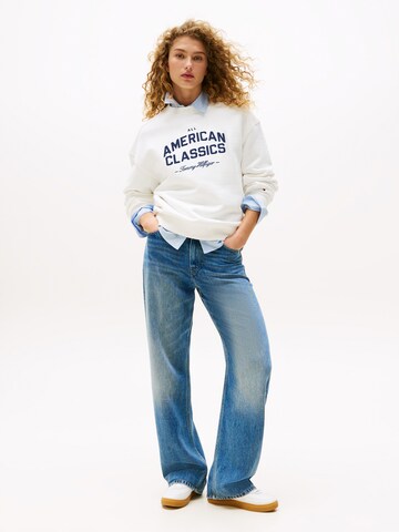 TOMMY HILFIGER Mikina – bílá