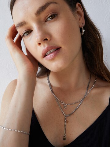 Echtzeit Earrings in Silver