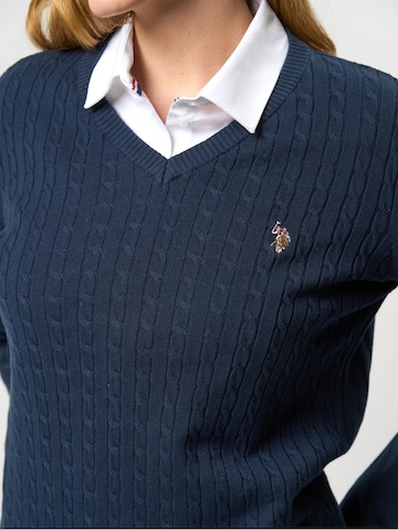 U.S. POLO ASSN. Sweter 'UWBell' w kolorze niebieski
