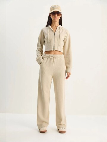 Bianco Lucci - Fato de jogging em bege: frente