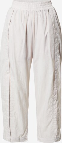 Regular Pantalon de sport Reebok en gris : devant