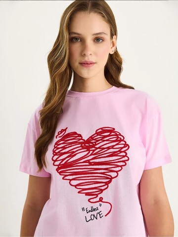 Bianco Lucci T-Shirt in Pink