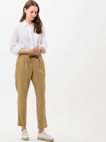 BRAX Regular Pleat-front trousers in Beige