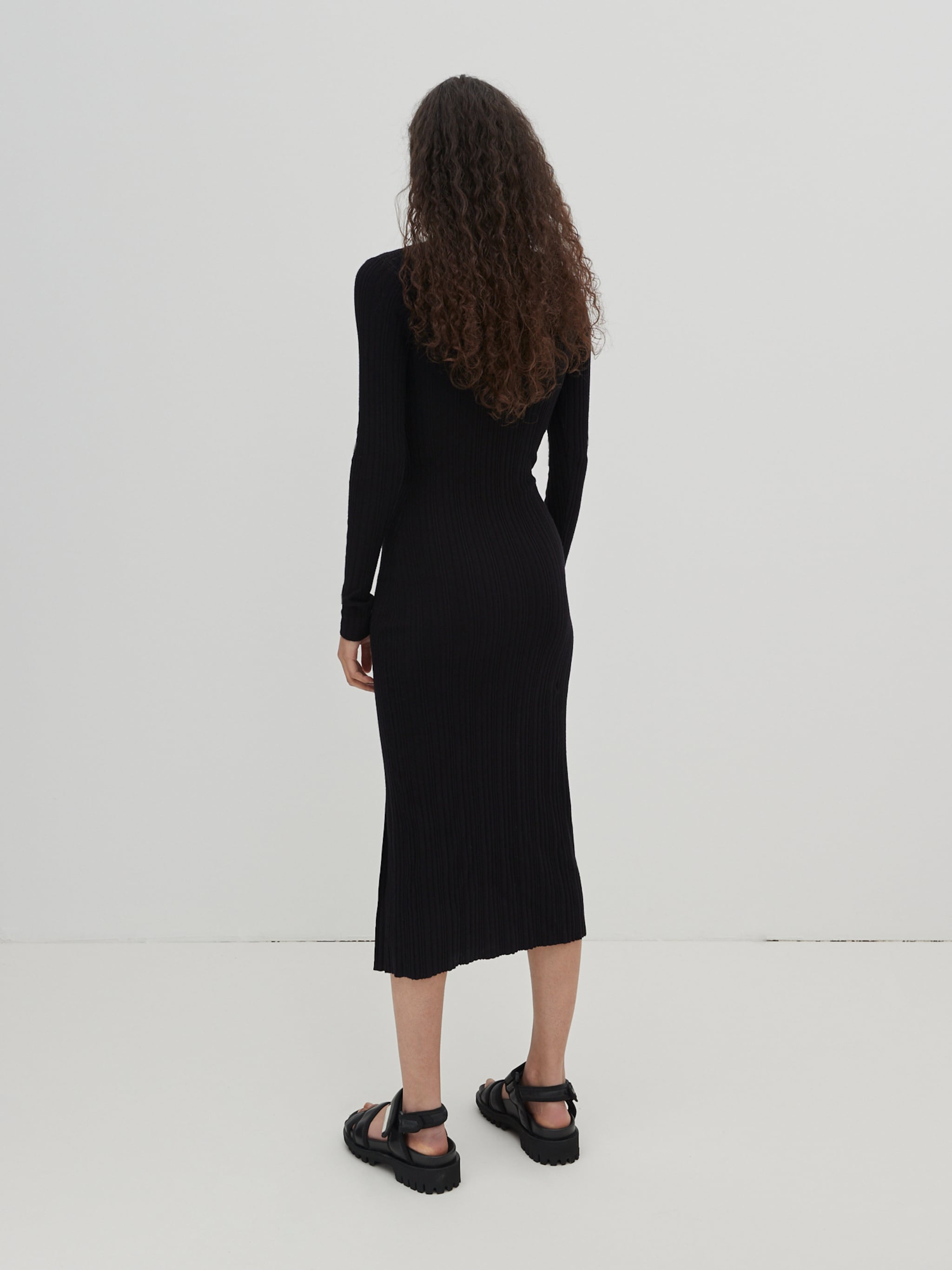 EDITED Producten Jurk 'Yara' Zwart