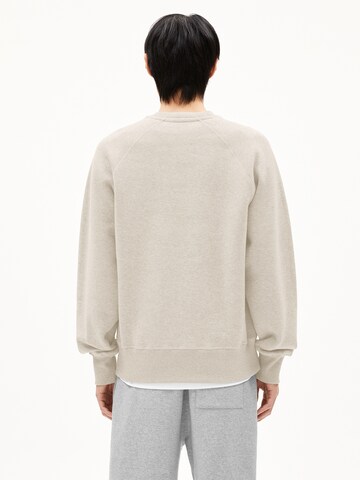 Sweat-shirt 'JOAAN' ARMEDANGELS en beige